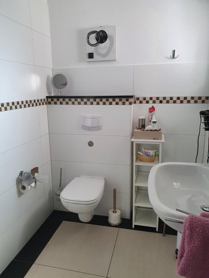 Wellness Appartements Ostfriesland Ihlowerfehn Esterno foto